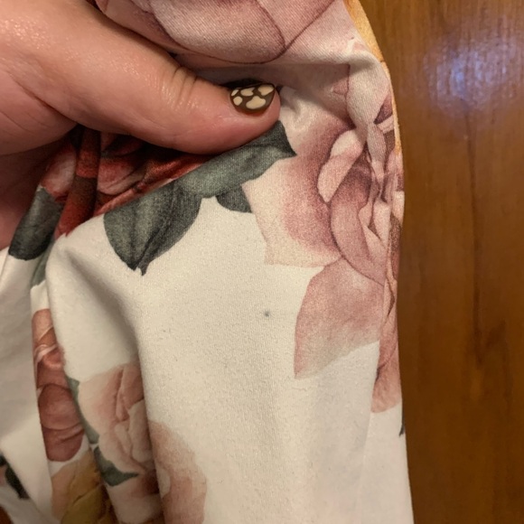 Gaze women’s spaghetti strap floral bodysuit size small - Picture 5 of 10